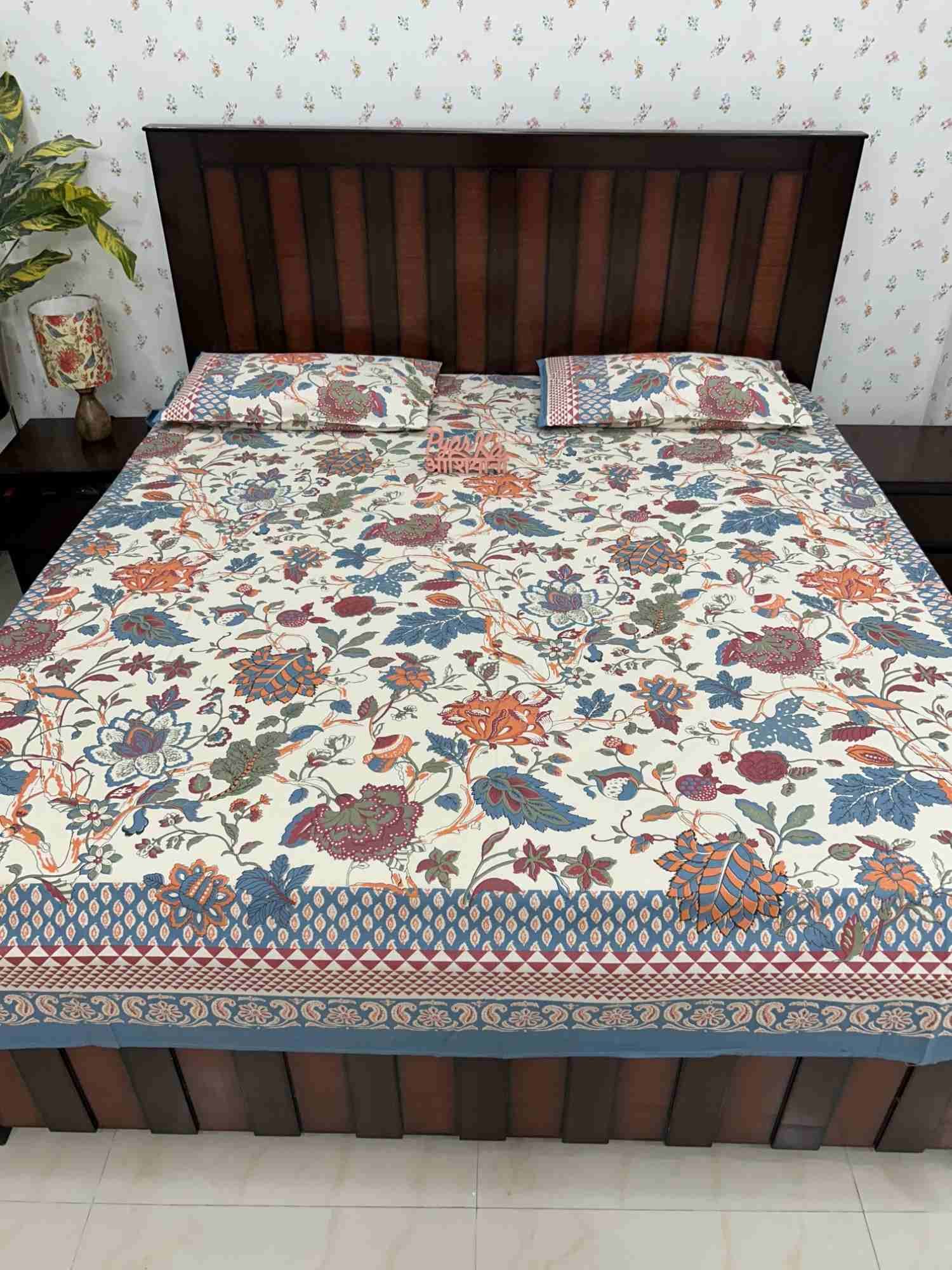 QUEEN SIZE REGULAR BEDSHEET
